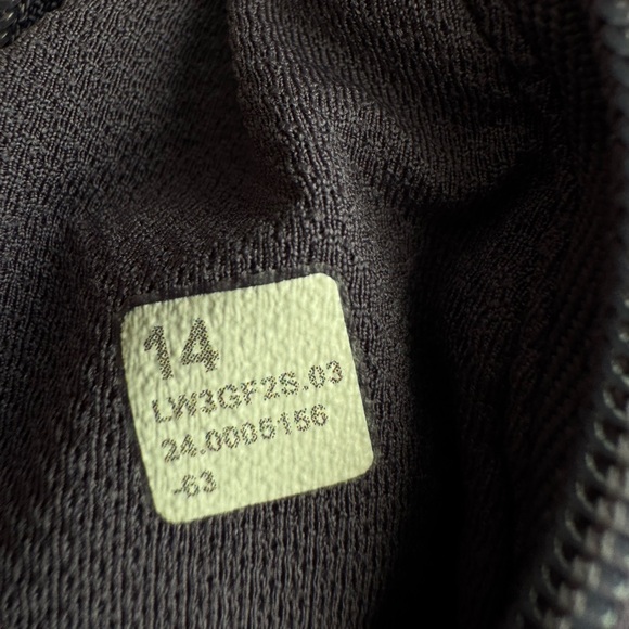 Lululemon NWOT Rulu Run Ribbed Cropped Half Zip Women’s Nightfall color - Picture 8 of 9